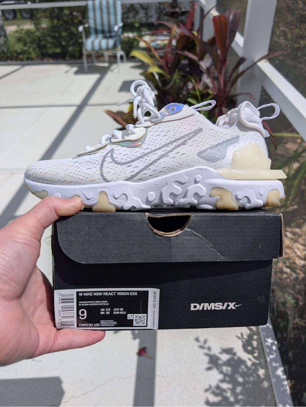 Nike React Vision Tech Shoes Womens Size 9 White Iridescent Futuristic Gorpcore